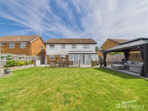 Patrick Way, Aylesbury, Buckinghamshire