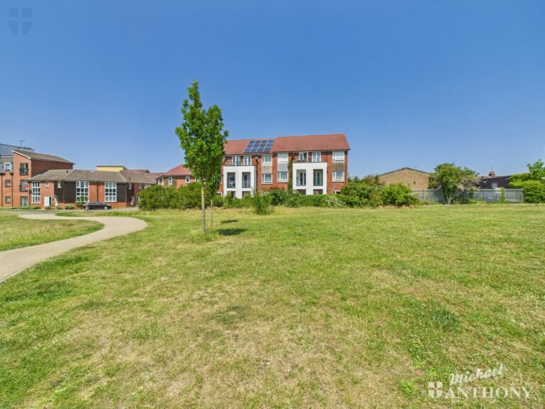 Stilton Close, Aylesbury, Buckinghamshire