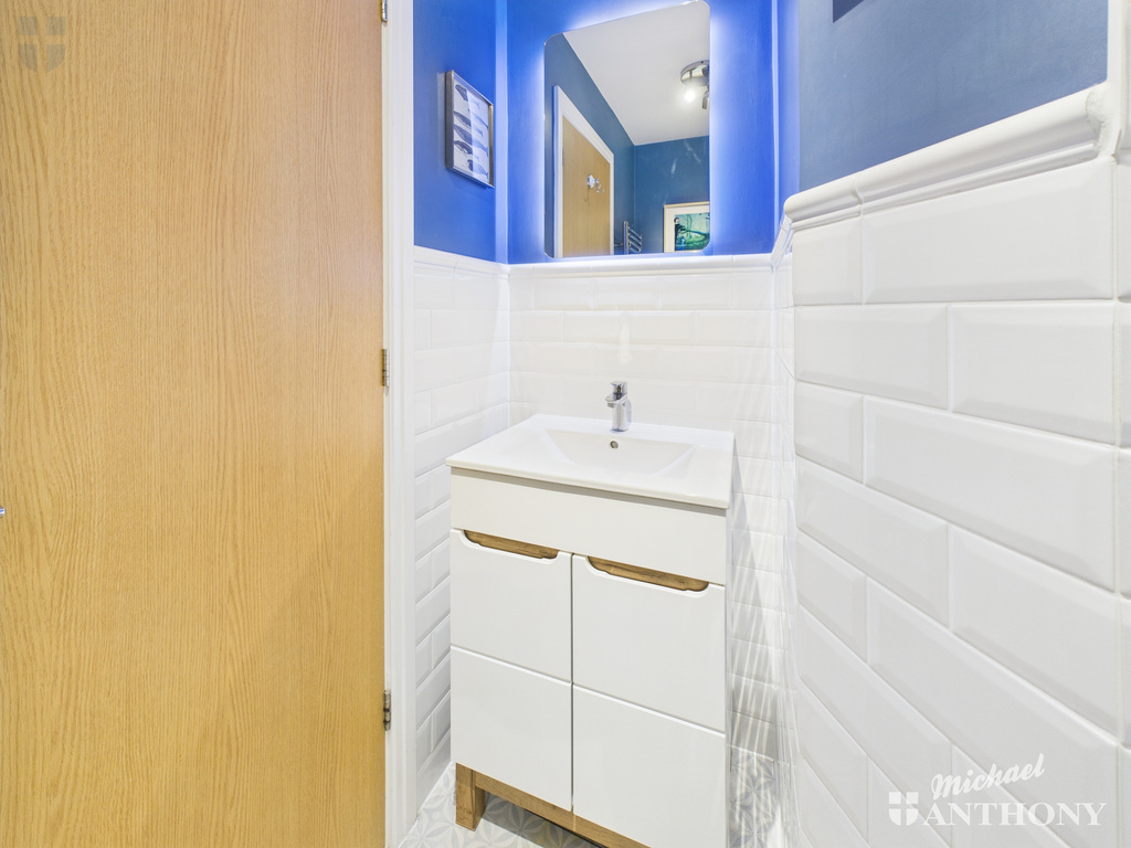 47 stilton bathroom