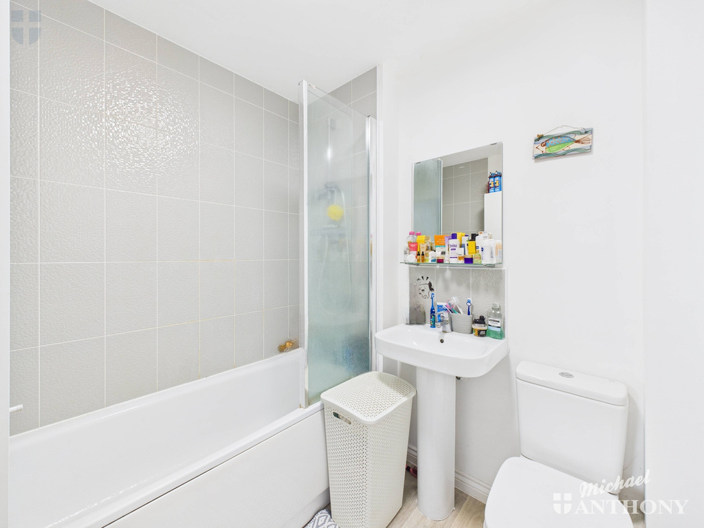 CAM03852G0-PR0420-ST