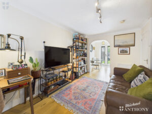 Turnham Way, Aylesbury, Buckinghamshire