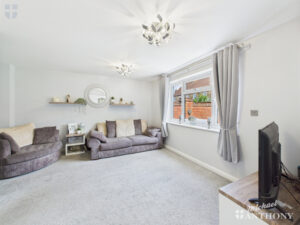 Pakenham Close, Aylesbury, Buckinghamshire