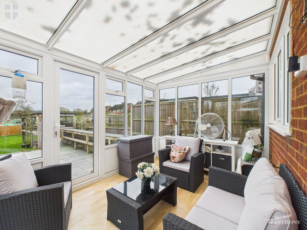 81072630518840f192bf