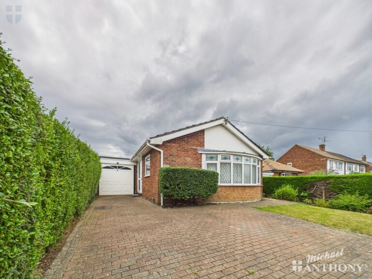 Craigwell Avenue, Aylesbury, Buckinghamshire