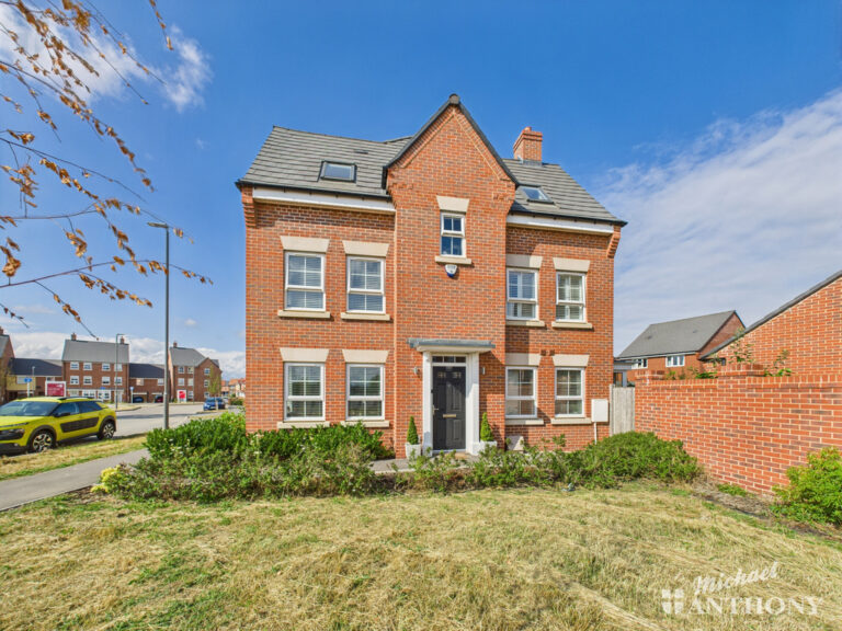 Armstrongs Fields, Kingsbrook, Aylesbury, Buckinghamshire Image