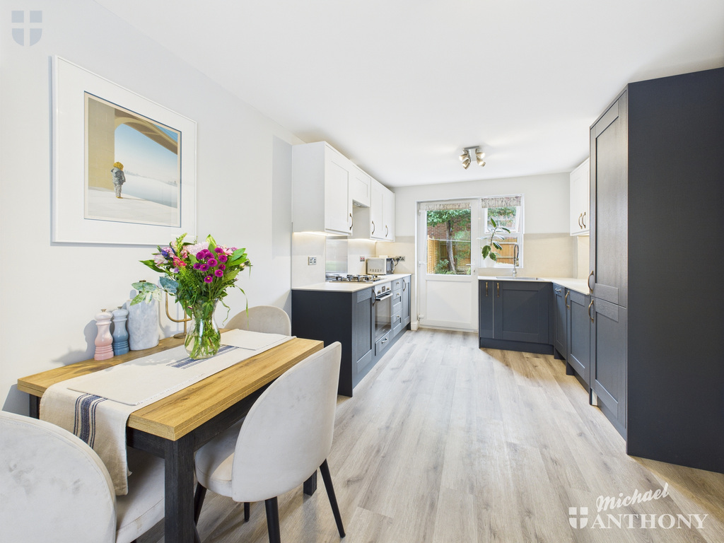 CAM03852G0-PR0392-ST