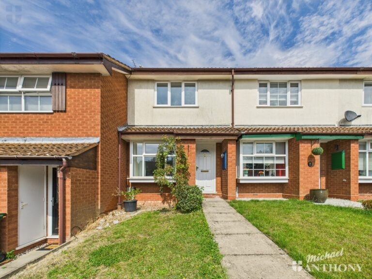 Edward Walk, Aylesbury