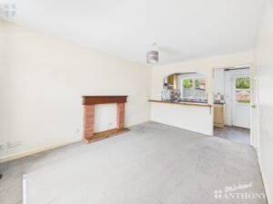 Edward Walk, Aylesbury