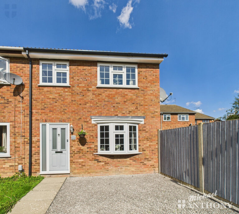 Wotton Path, Aylesbury Image