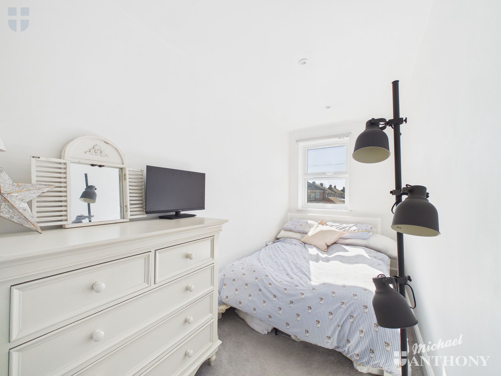 CAM03218G0-PR0950-ST