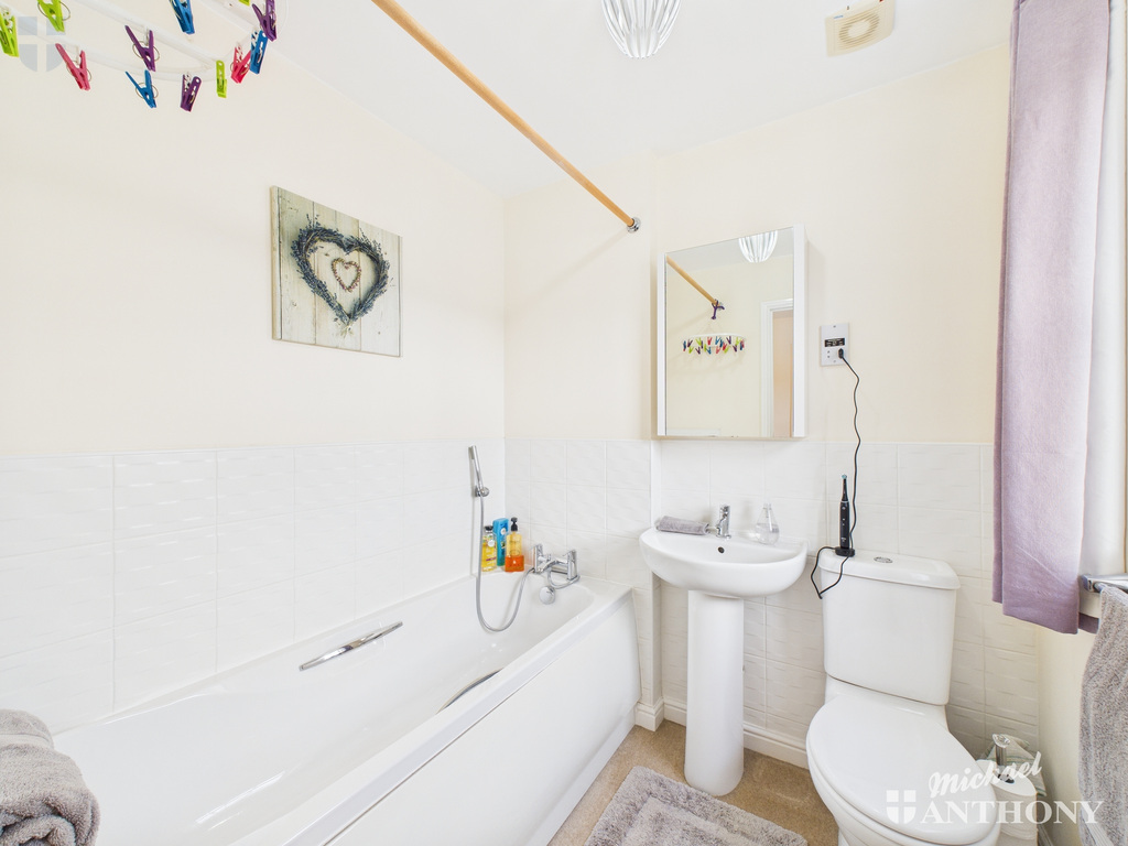 CAM03218G0-PR0768-ST