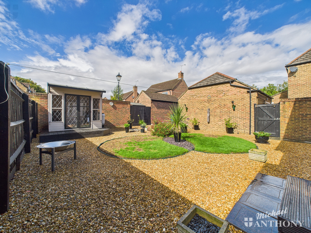 CAM03218G0-PR0768-ST