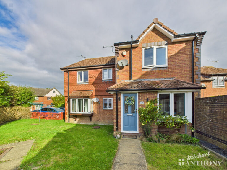 Parslow Close, Aylesbury, Buckinghamshire