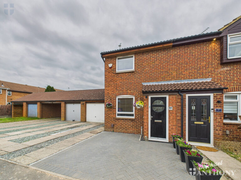 Grasslands, Aylesbury Image
