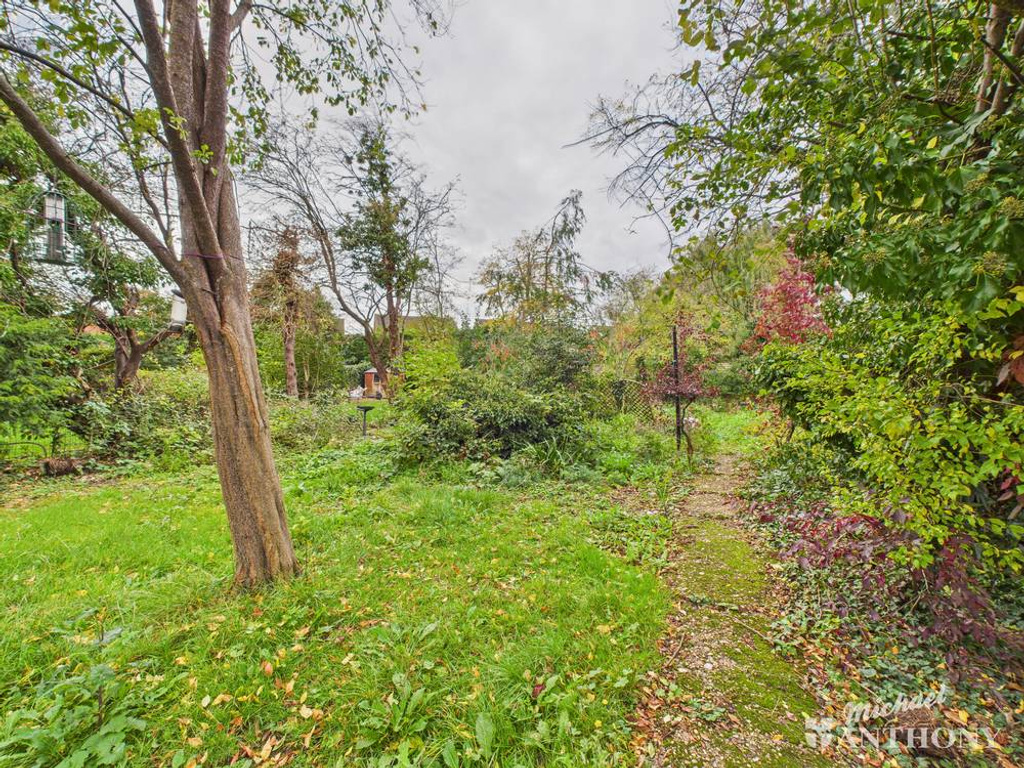 CAM03218G0-PR0813-ST