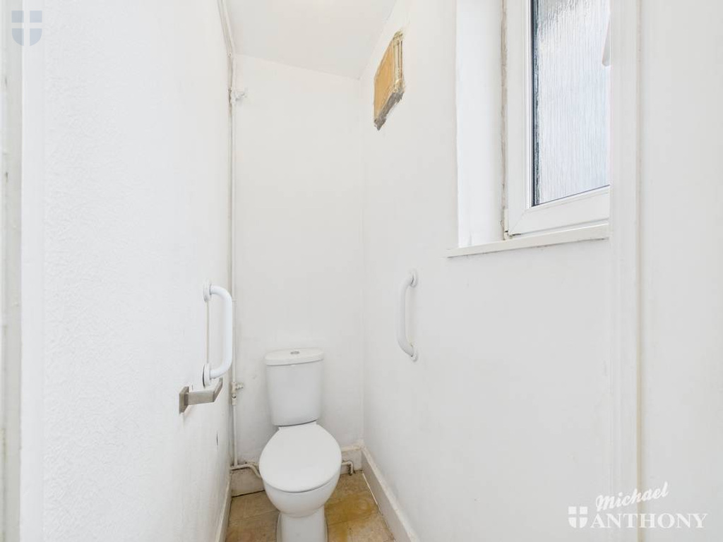 CAM03218G0-PR0813-ST