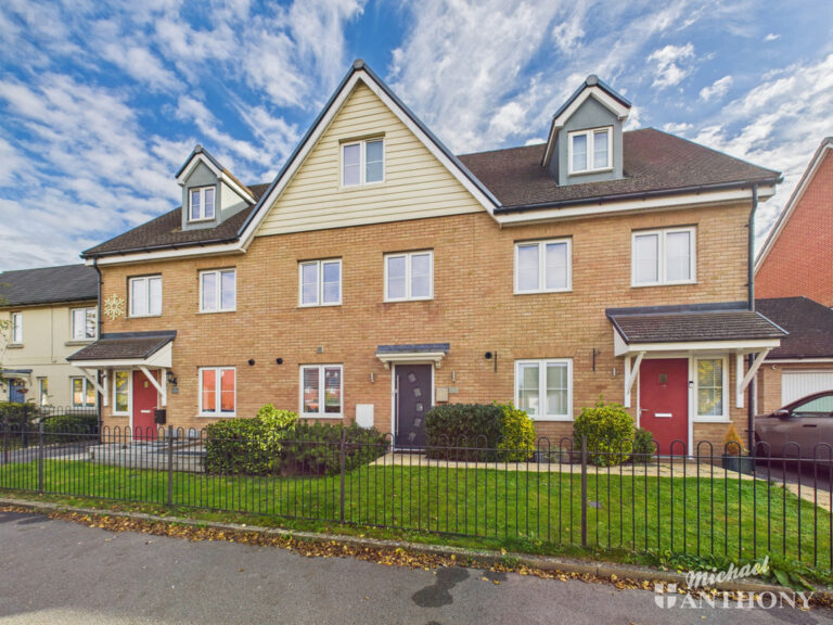 Moorcroft Lane, Aylesbury, Buckinghamshire Image