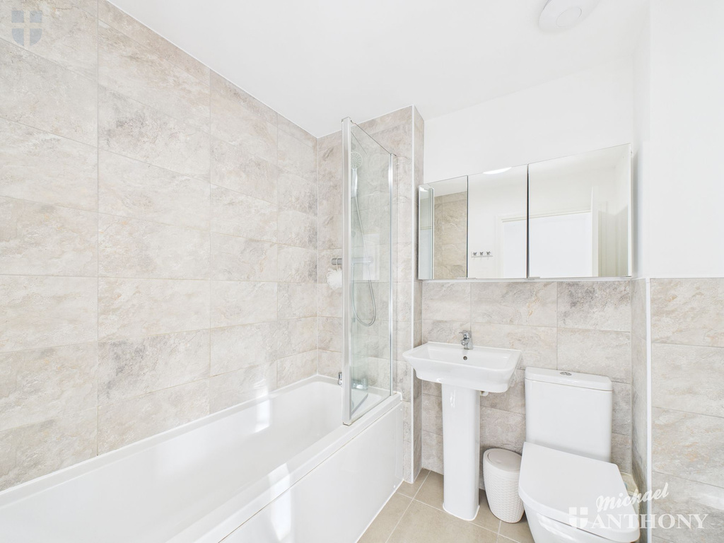 c8370744ff79472c83ee