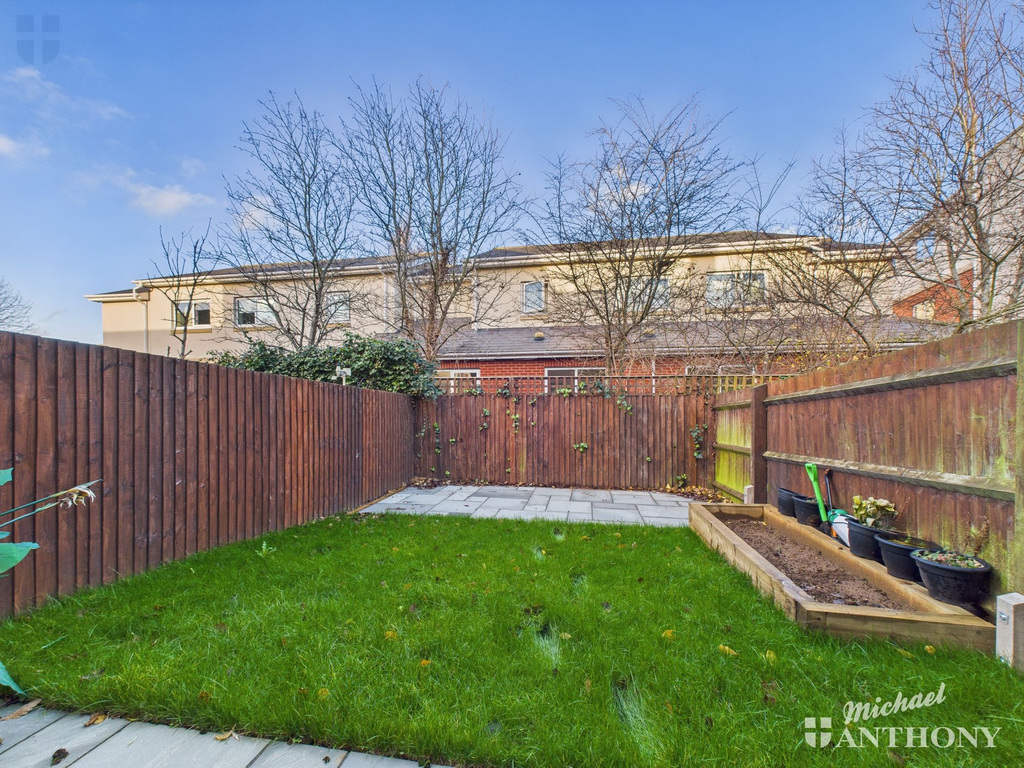 b2e0b3fb75d6420fa636