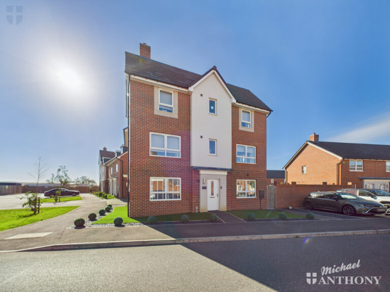 Grand Junction, Broughton, Aylesbury Image