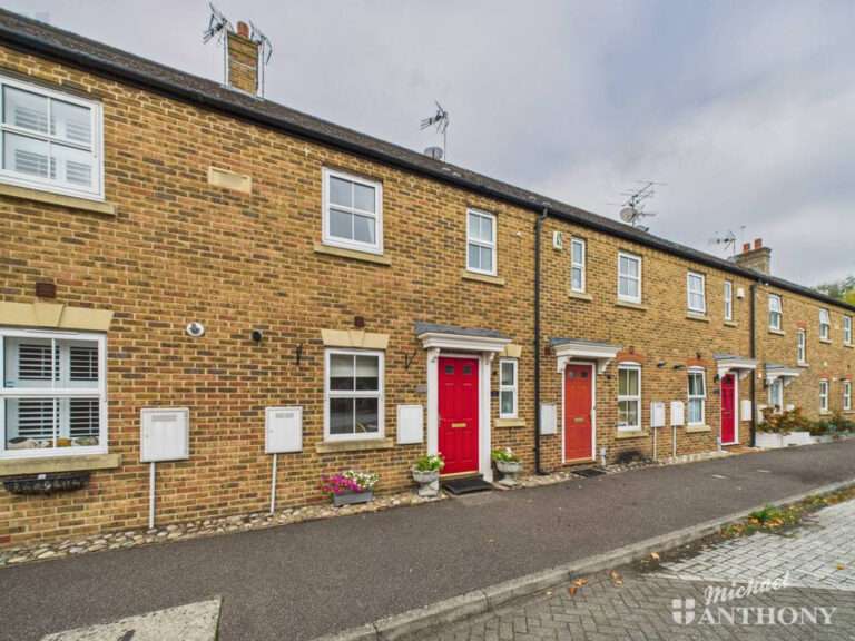 Arncott Way, Aylesbury, Buckinghamshire Image