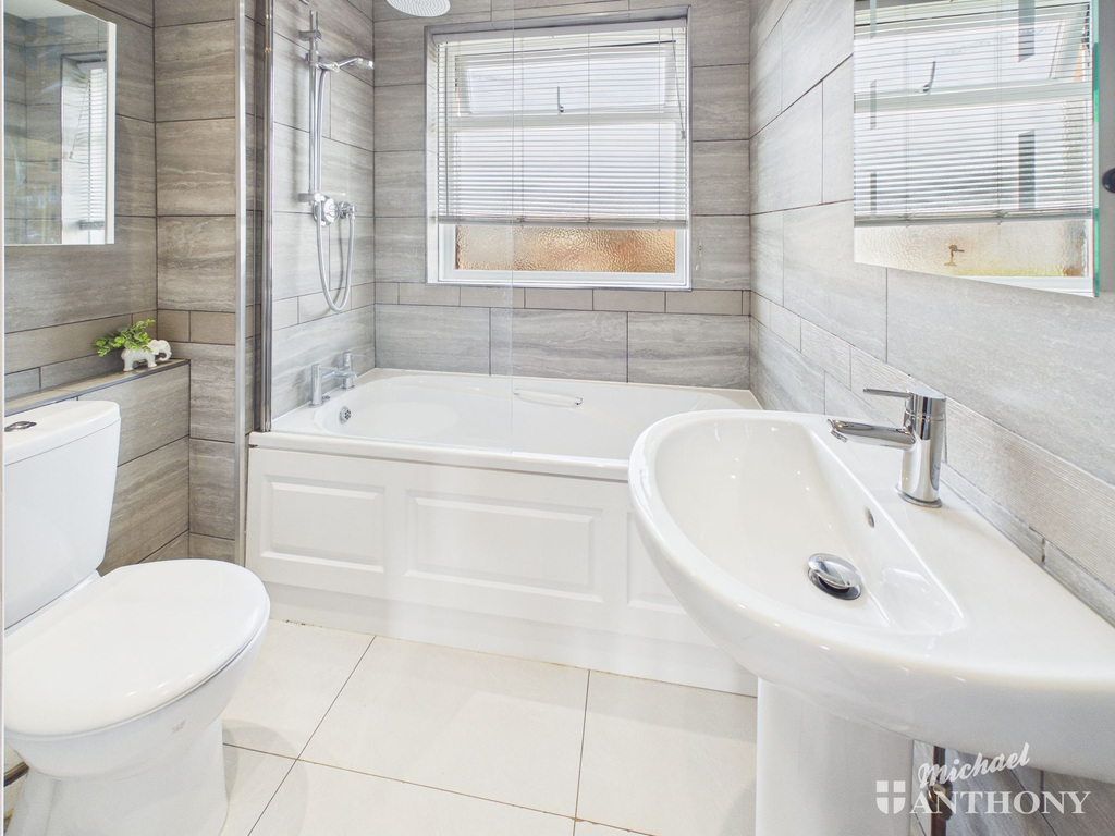 CAM03218G0-PR0957-ST