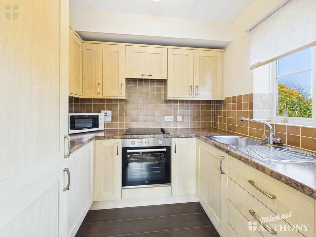 CAM03852G0-PR0462-ST