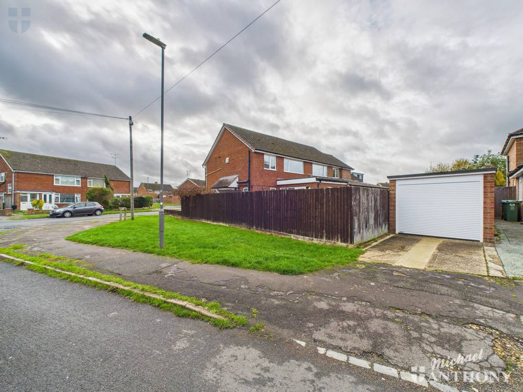 CAM03218G0-PR0819-ST