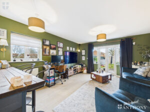 Sycamore Grove, Stoke Mandeville, Aylesbury, Buckinghamshire