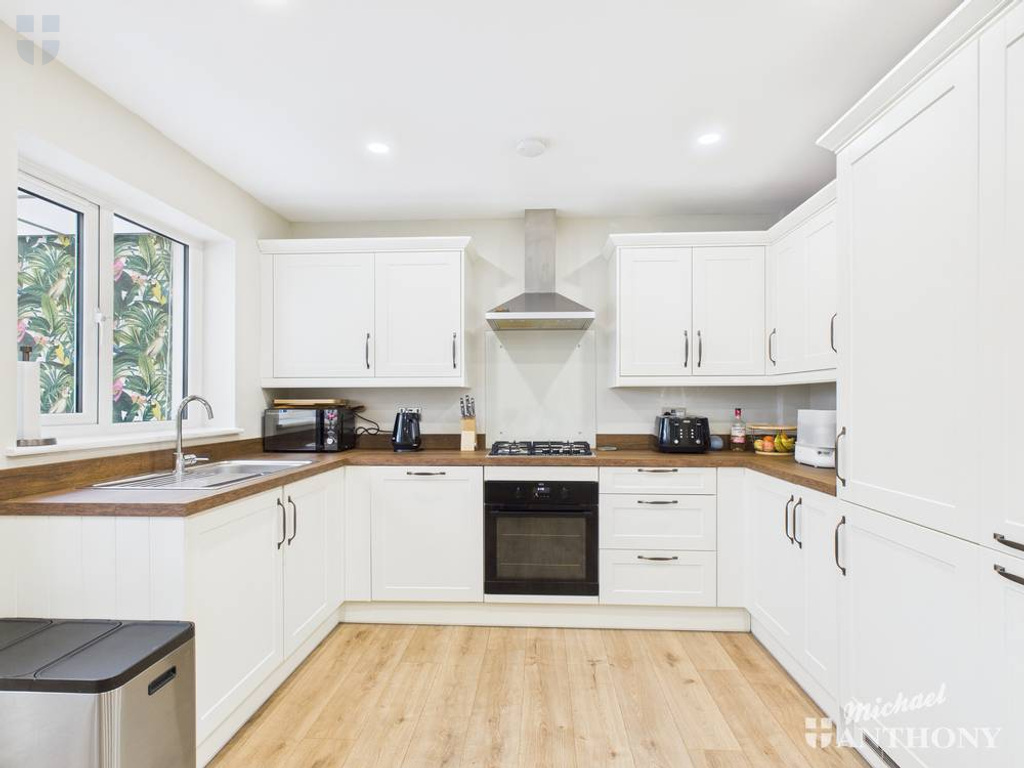 CAM03218G0-PR0824-ST