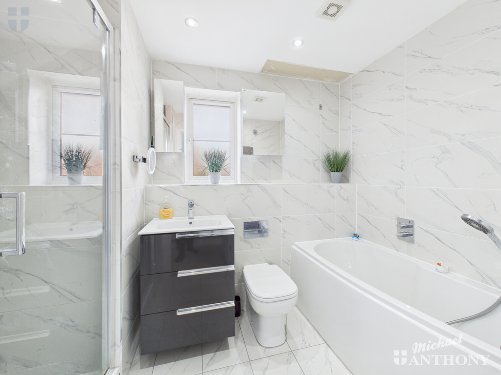 CAM03852G0-PR0467-ST