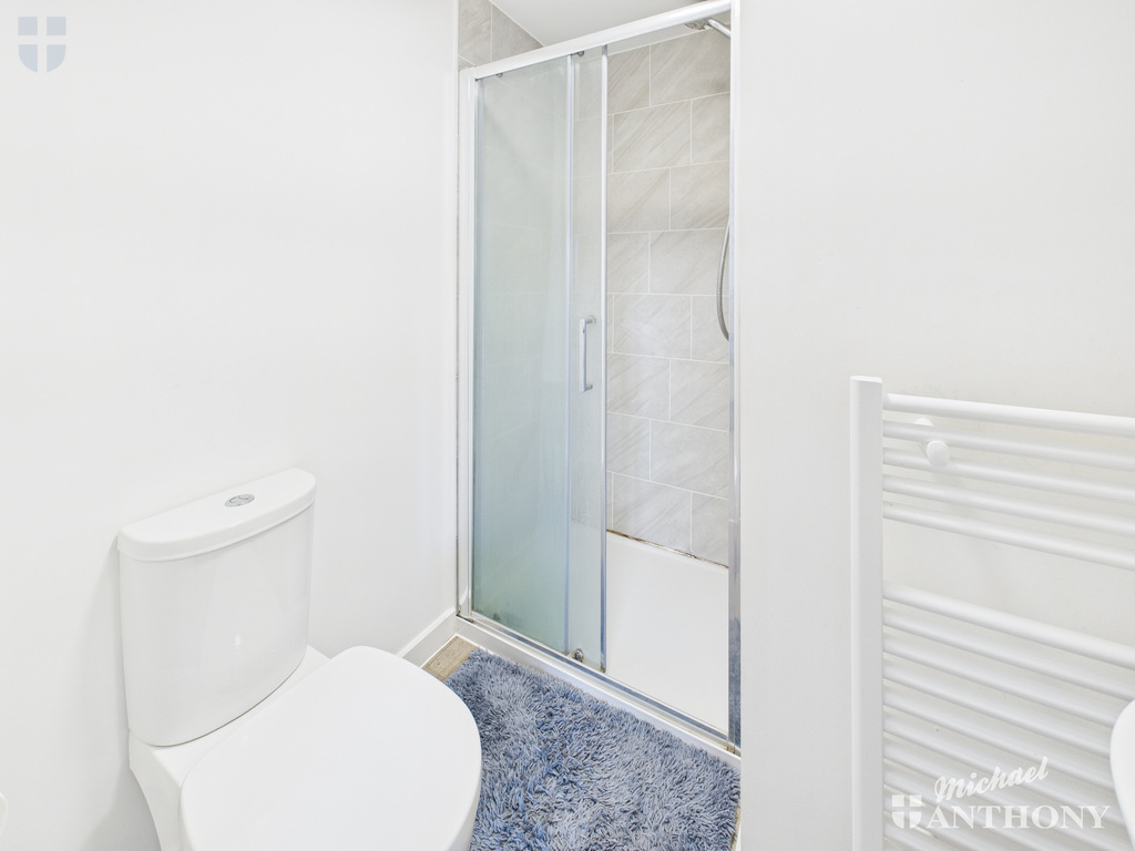 CAM03852G0-PR0483-ST