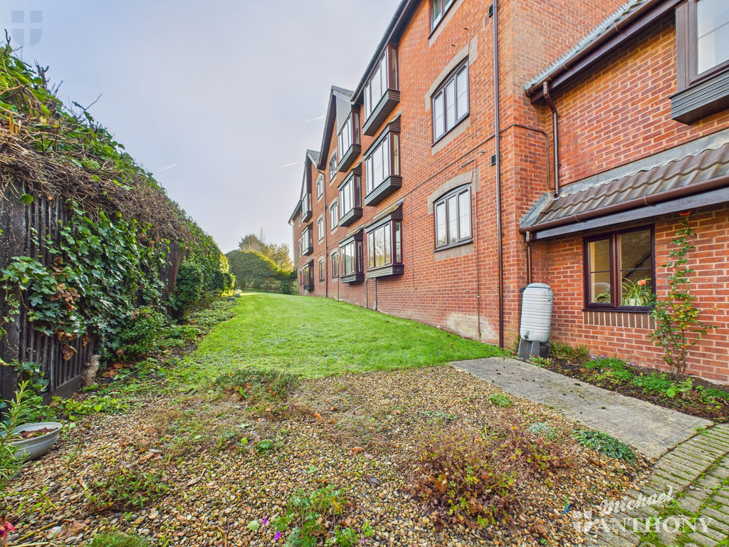 CAM03218G0-PR0835-ST