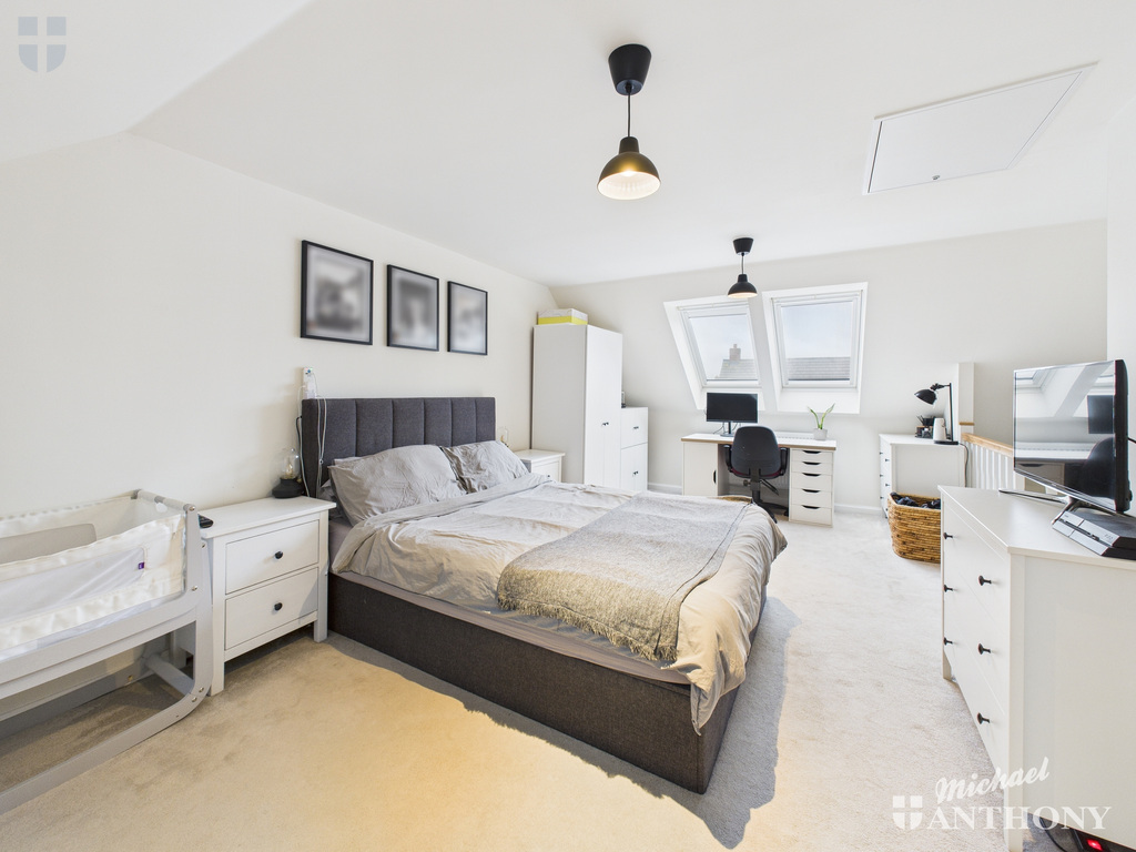 CAM03852G0-PR0479-ST