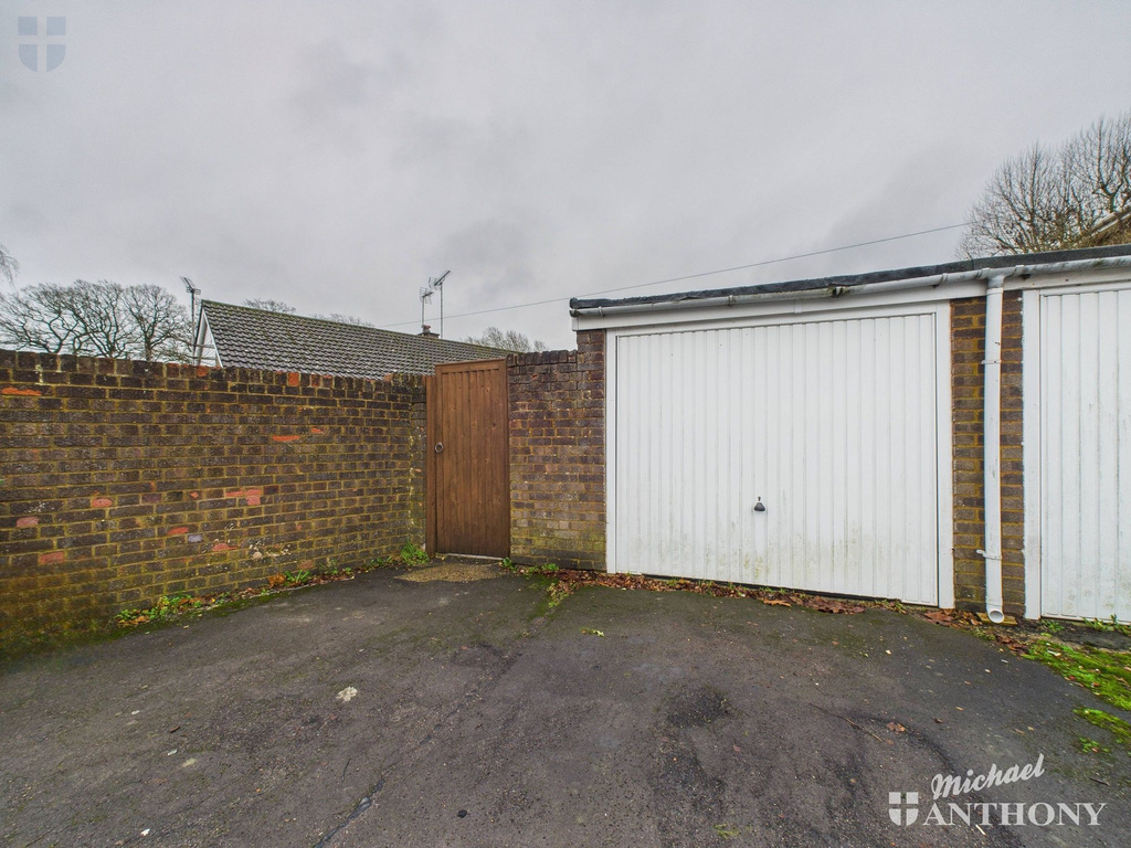 7aa794ff15f74caf96e0