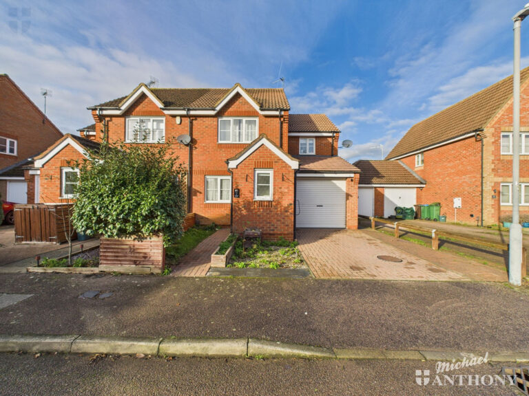 Bond Close, Aylesbury