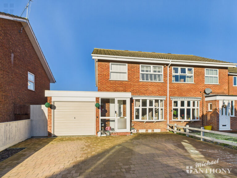 Ashford Close, Aylesbury Image