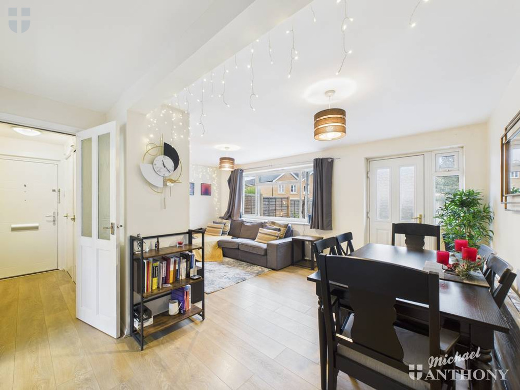 CAM03218G0-PR0853-ST