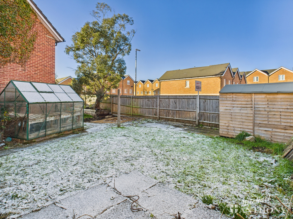 CAM03852G0-PR0504-ST