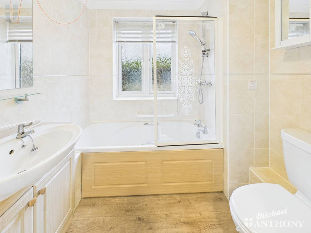 CAM03852G0-PR0495-ST