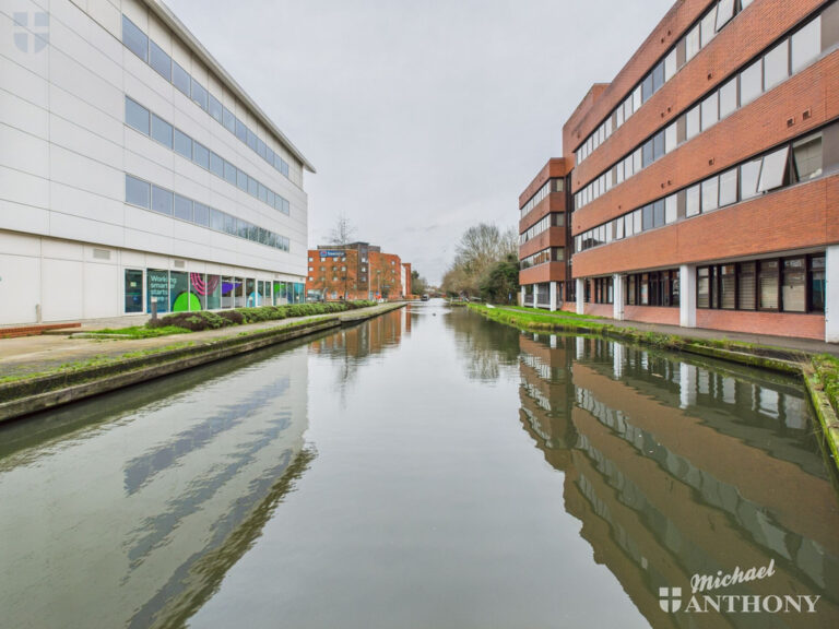 Kingfisher House, Walton Street, Aylesbury