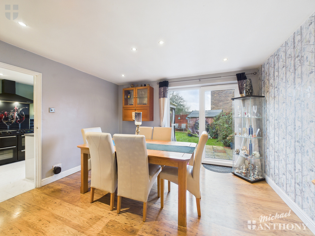 CAM03218G0-PR0880-ST