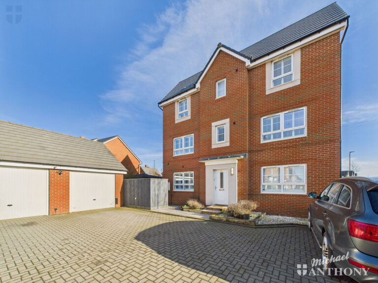 Nutmeg Close, Kingsbrook