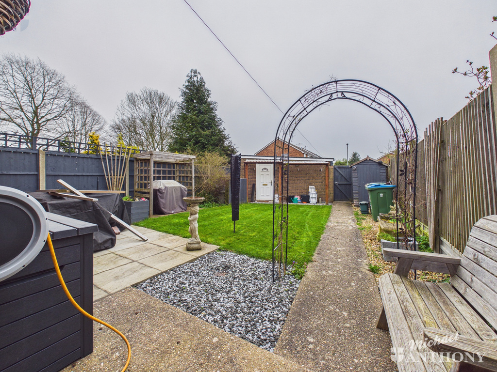 CAM03852G0-PR0573-ST