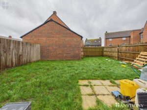 Kempster Way, Weston Turville