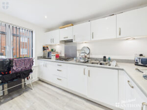 Kempster Way, Weston Turville