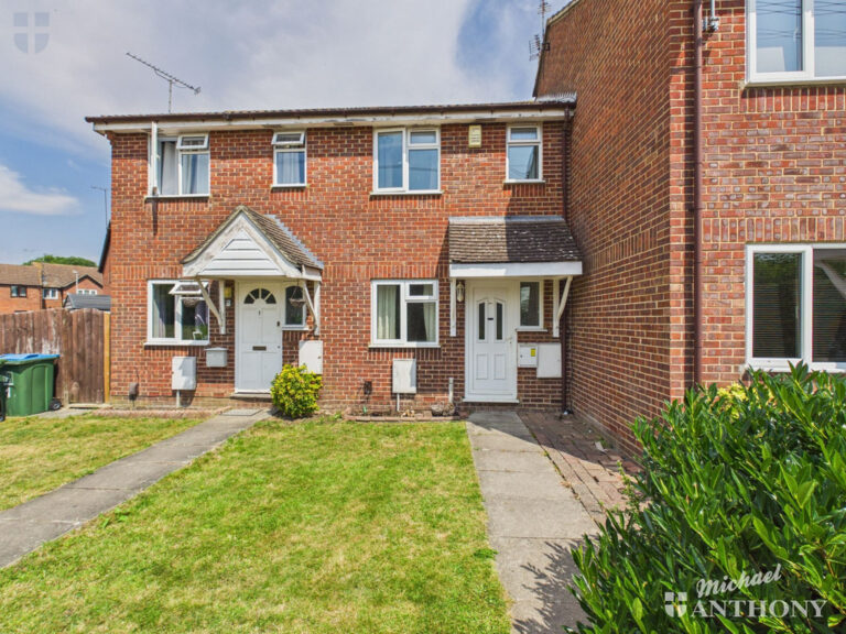 Parrot Close, Aylesbury Image