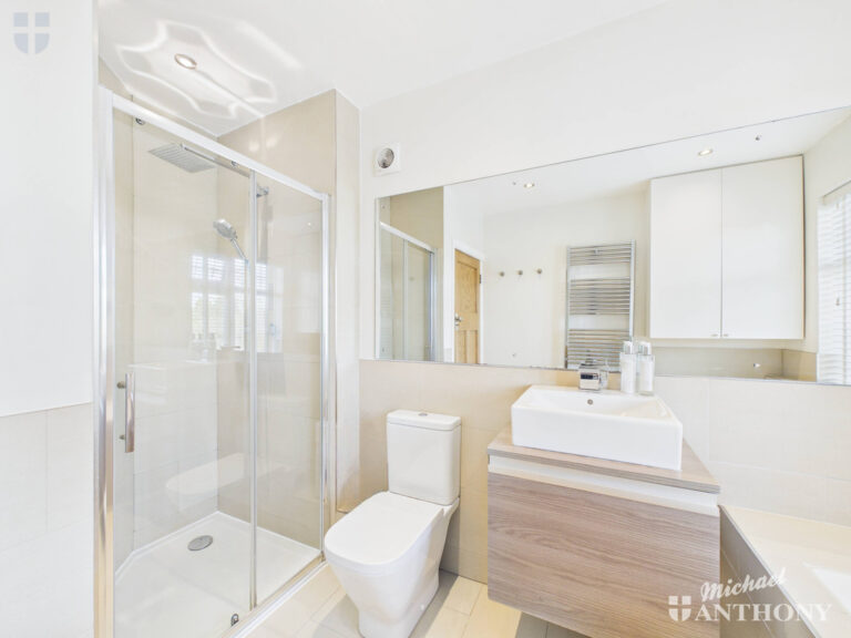 Tring Road, Aylesbury