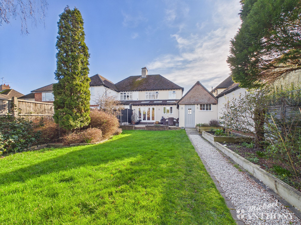 b1dc95737ed24b54b9f6