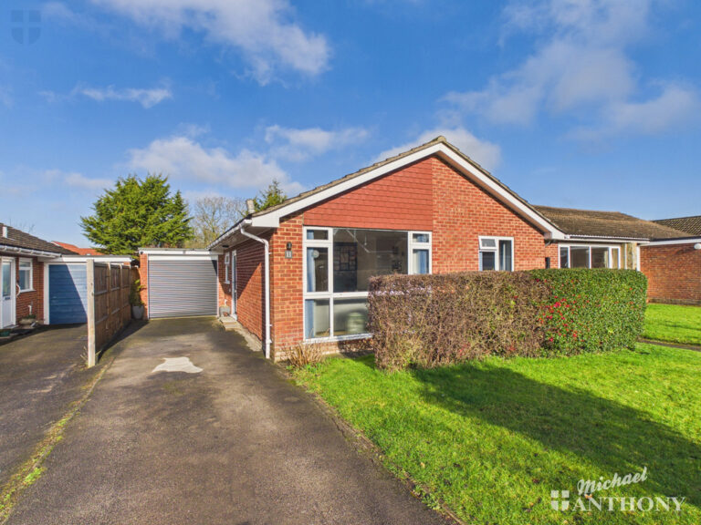 Irvine Drive, Stoke Mandeville